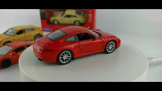 WELLY 1:36 Porsche 911Carrera S Car model