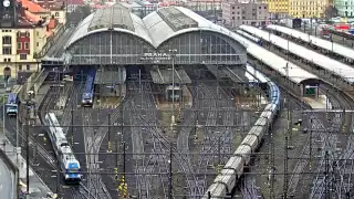Praha hlavní nádraží - Nákladní vlaky 2016-02-20 rychlost 2x