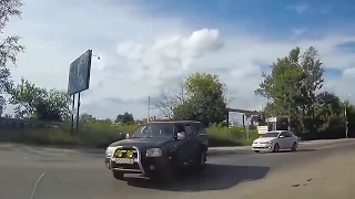 Extreme Russian Car Crashes Compilation