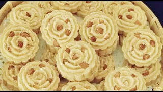 【CN/ENG SUB】Macao Almond Cookies 澳門杏仁餅 - 酥酥松松好吃不粘牙，轻轻一压就掉渣，一口接一口的停不下来。