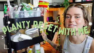 reset with me for a week of plant care | organizing, making fresh soil mix etc! 🧼✨🪴