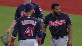 CLE@TOR: Almonte leaves game with apparent arm injury