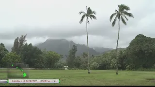 Kauai north shore residents urged to evacuate before road closes