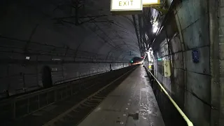 筒石駅はくたか通過