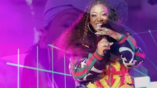 TEMPO-LIZZO FT MISSY ELLIOTT LYRIC VIDEO