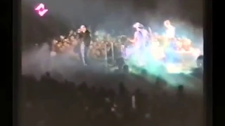 (17) U2 - If You Wear That Velvet Dress (Live Sarajevo 23-September-1997)