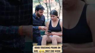 Hand Touching Prank On Girl 😂 Prank Videos Funny 😂 #prankvideo #prank #prankongirlfriend #funnyvideo