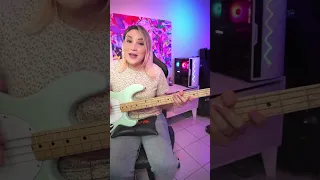 Crea líneas de bajo increíbles 🎸❤️