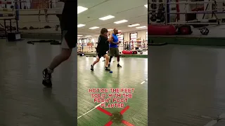 Weight Transfer Boxing Drill #boxingtraining #boxing #youtubeshorts