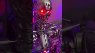 My completed Terminator T-800 model from Hachette