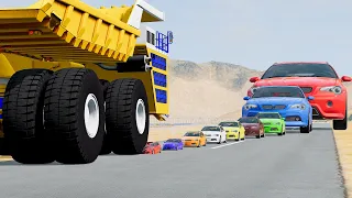 Giant & Small Cars vs Giant Belaz – BeamNG.Drive