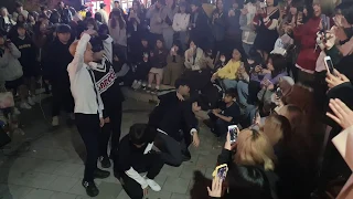 20191101. ILLUSION. BTS 'BOY WITH LUV' COVER. SCHOOLBOYS ENJOYING  BUSKING WITH CHEERING AUDIENCE.