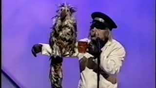 Venezuelan Jungle Parrot (Sid) - with his "ventriloquist" (the FULL SHOW)