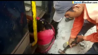 Shocking! Woman DIES after Stuck Between Train and Platform - Caught on Camera