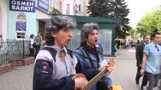 Слепые Музыканты из Луганска поют песню В. Цоя - Апрель
