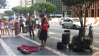 Stairway to Heaven - Artista de Rua - Av. Paulista - Brasil - Street Artist