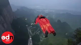 Breathtaking Video of Wingsuit World Championship in China