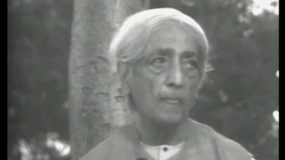 J. Krishnamurti - Madras (Chennai) 1981/82 - Public Talk 5 - Can one live a totally integrated life?