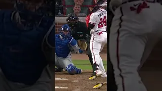 Dodgers' Will Smith made this save behind the plate look SO easy