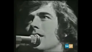 La Saeta, de Machado, cantada por Serrat