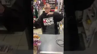 Guy high as hell at work ( lol 😂 )