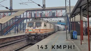 India's fastest Gatimaan Express rips Faridabad New Town at 140+ kph! || GZB WAP5 || INDIAN RAILWAYS