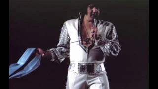 Auld Lang Syne - Happy New Year From Elvis! 2 Versions '75 & '76 (Rare Footage At The End)