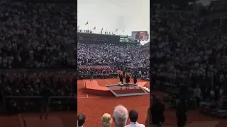 SIMONA HALEP Campioana si Romanii canta IMNUL ROMANIEI la Roland Garros