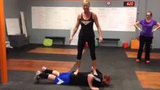 Polarize Crossfit Fun: weighted push-ups