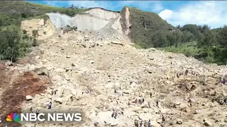 Threat of more landslides in Papua New Guinea loom as recovery mission continues