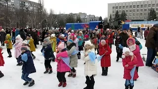 МАСЛЕНИЦА В АЛЧЕВСКЕ 2018. ТАНЦЕВАЛЬНЫЙ ФЛЕШМОБ. ФТК