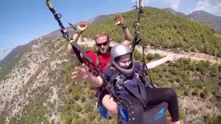 **YAMAÇ PARAŞÜTÜ** (Paragliding) Kızım AZRA ALANYA,da Yamaç paraşütü Yapıyor..(1.Bölüm)