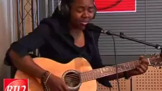 Tracy Chapman - Baby Can I Hold You (Live 2009)