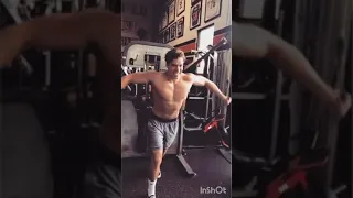 Arnold Schwarzeneggers son Training  w Joseph Baena