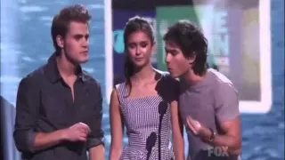 Teen Choice Awards 2011 - Paul Wesley & Nina Dobrev