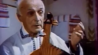 Георгій Ткаченко -- спів, розмови про бандуру та кобзу (1989)