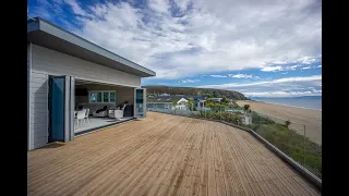 M39 The Warren, Abersoch. Beach front chalet with stunning views