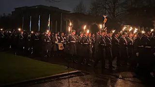 Preußischer Zapfenstreichmarsch: Ausmarsch Wachbataillon/Stabsmusikkorps Bundeswehr GZ 17.04.2023