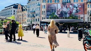 🇸🇪Sunshine in Stockholm: people take to the streets. Slussen, Stureplan, Kungsgatan.