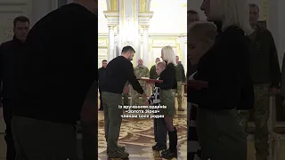 Президент зустрівся з родинами українських героїв