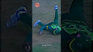 Chris Gayle Catch Slip 😂 || Amazing Catch by Chris Gayle 😂|| #shorts#cricket