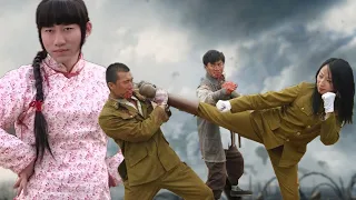 【War Movie】Chinese kung fu clash with Japanese martial arts in a tense showdown.