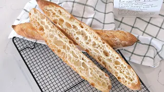 Open Crumb Sourdough Baguette | 天然酵种法棍面包 |