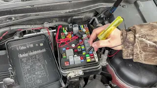 How To Use An Automotive Circuit Tester Pen