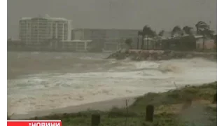 Східне узбережжя Австралії накрив циклон Деббі