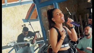 Karen Lizarazo - Muero por verla