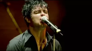 Green Day Wake Me Up When September Ends [ Live In England ]