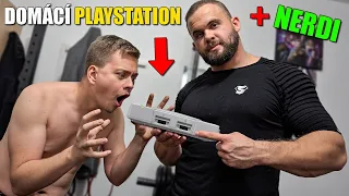 Nerdi testují doma vyrobený PLAYSTATION!