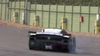 ***Ferrari FXX EVO 860bhp...DONUTS!!***