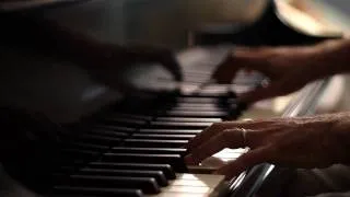 This Woman's Work - Maxwell/Kate Bush piano cover (David Lynch TV)